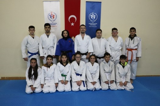 Türkiye İşitme Engelliler Spor Federasyonu tarafından Ocak ayında düzenlenecek Türkiye