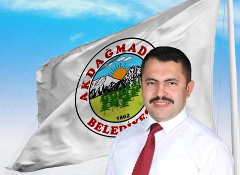 Akdağmadeni’nde Hekim kimliği ile de öne çıkan Belediye Başkanı Dr.Nezih