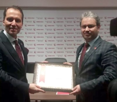 Ankara’da gerçekleştirilen Yeniden Refah Partisi 1. Olağan Büyük Kongresine ilk