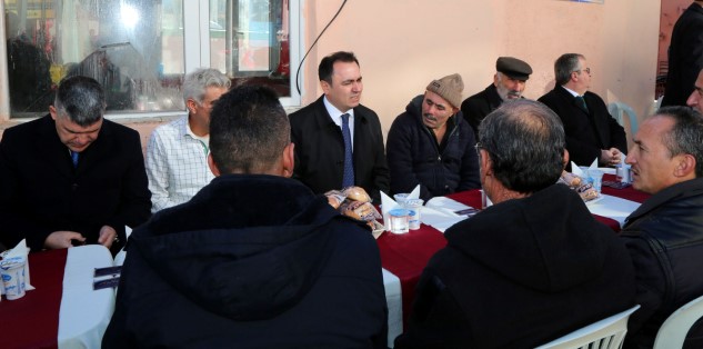 Yozgat Valisi Kadir Çakır, çeşitli beden işlerinde yevmiye hesabı çalışan