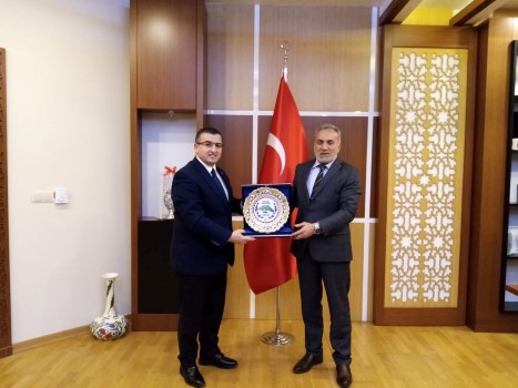 Çekerek Belediye Başkanı Eyyüp Çakır YÖK tarafından kabul gören "Bölgesel