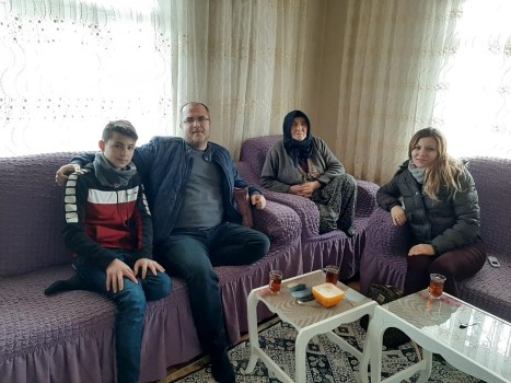 Kadışehri Çok Programlı Anadolu Lisesinde görev yapan öğretmenler örnek bir