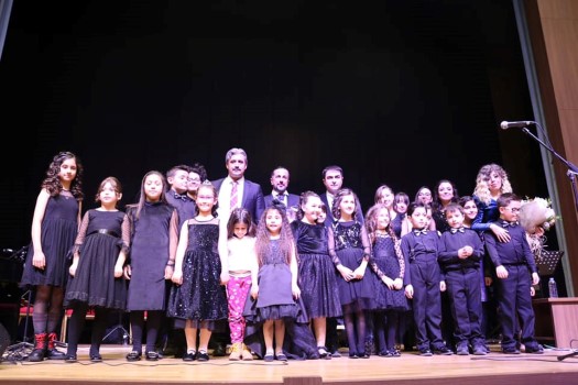 Yozgat’ta Mustafa Koç Sanat Merkezi öğrencileri tarafından düzenlenen müzikal konseri