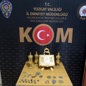 Emniyet güçleri tarafından Akdağmadeni’nde gerçekleştirilen operasyon ile tarihi eser ticareti