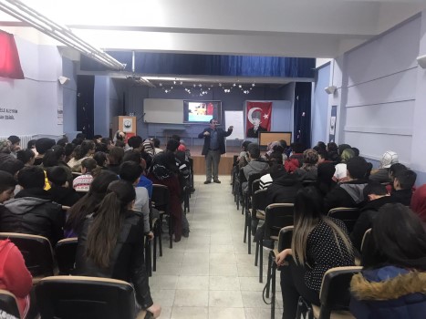 Yozgat Bozok Üniversitesi Fen Edebiyat Fakültesi Fizik Bölümü Öğretim Üyesi