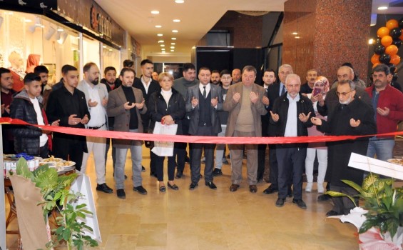 Yozgat’ta 5 nesildir ayakkabıcılık yapan Yazıtaş Ailesi’nin 5’nci nesil temsilcisi