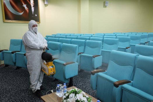 Çin’in Wuhan kentinde ortaya çıkan ve kısa zamanda tüm dünyaya