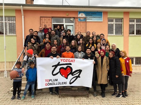 Yozgat Bozok Üniversitesi Toplum Gönüllüleri Kulübü 40 gönüllü öğrenci tarafından