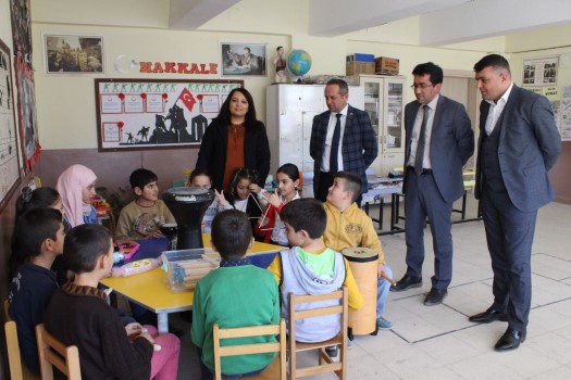 Sarıkaya İlçe Milli Eğitim Müdürü Cüneyt Yoldaş ve Milli Eğitim