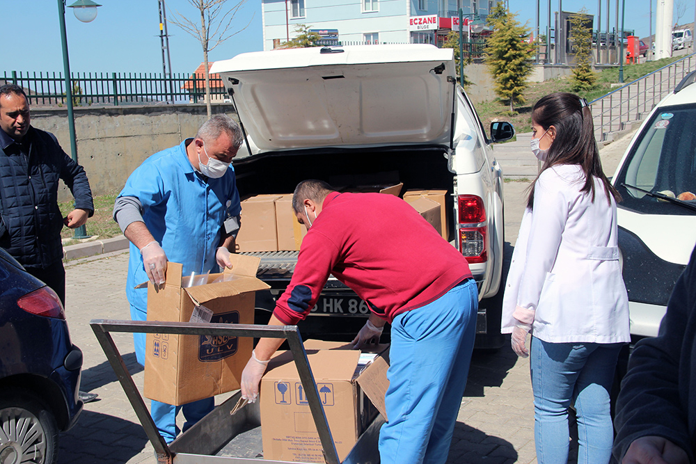 Coronavirüs ile mücadelede en önemli ihtiyaçlardan bir tanesi olan maske