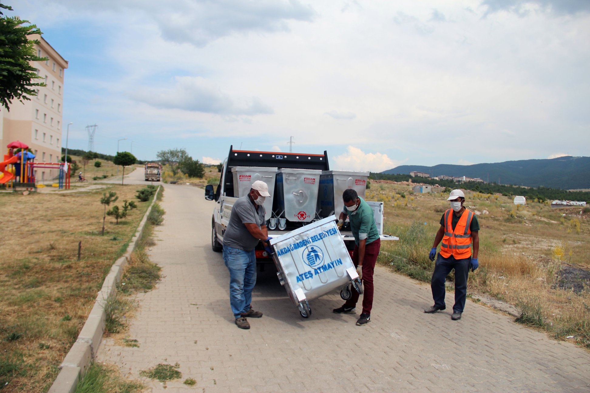 Akdağmadeni Belediyesi tarafından ''Temiz Çevre Sağlıklı Yaşam'' anlayışıyla sürdürdüğü çalışmalar