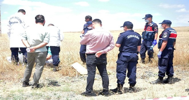 Yozgat'ın Sorgun ilçesinde, henüz kimliği belirlenemeyen bir erkek cesedi bulundu.
