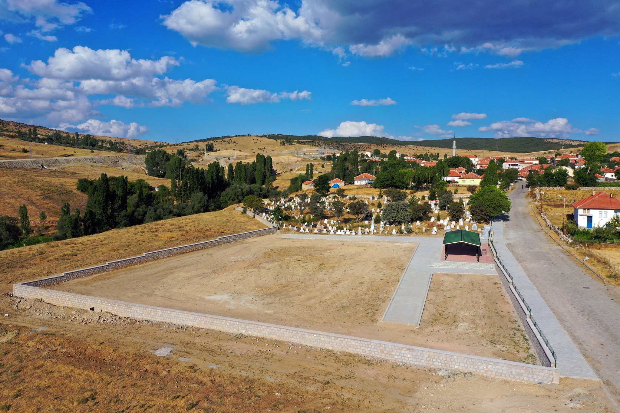 Akdağmadeni Belediye Başkanı Nezih Yalçın Mahallelerin ihtiyaçlarına göre planladığı çalışmaların