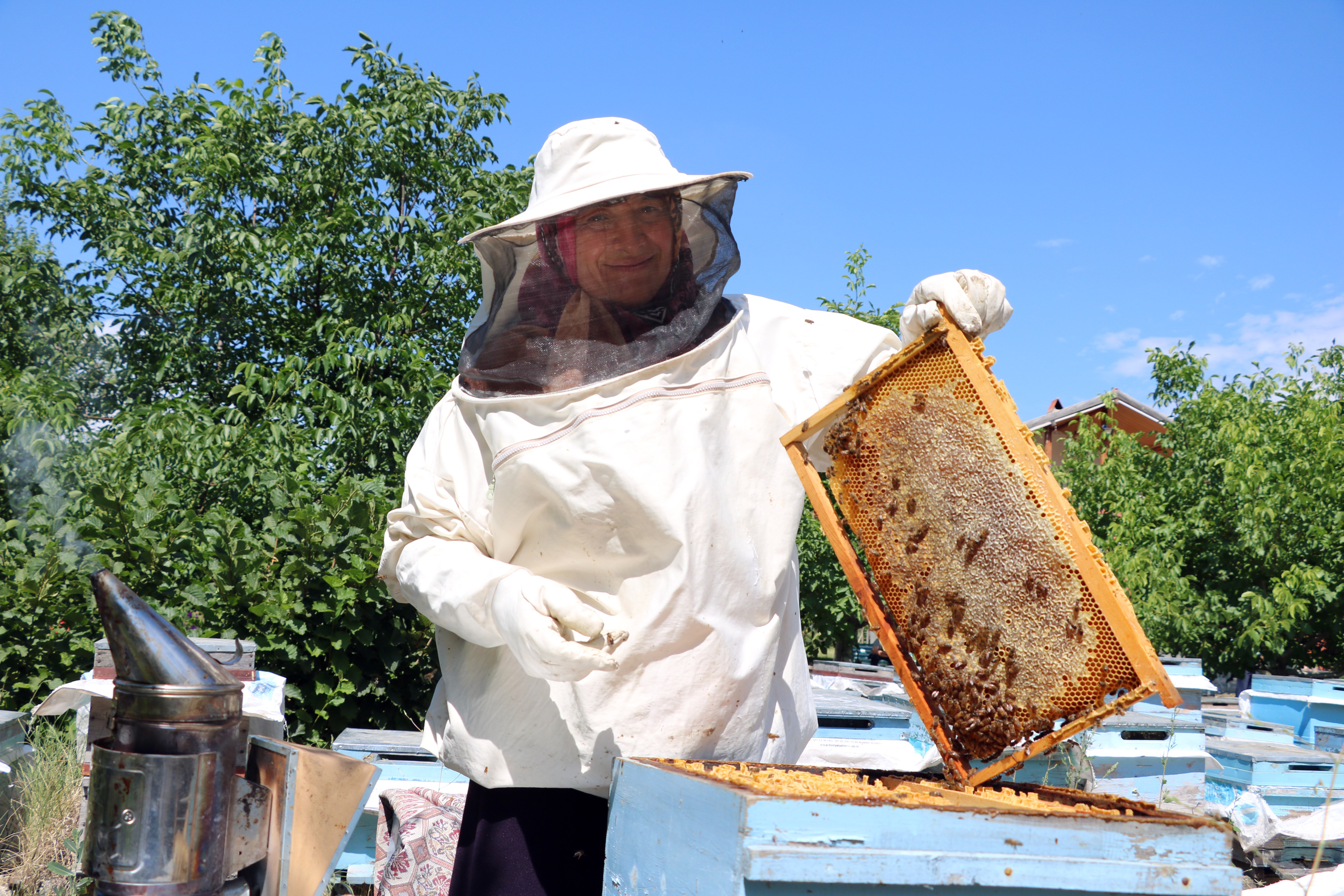 Sorgun ilçesi Aşağıcumafakılı köyünde yaşayan 4 çocuk annesi İhsaniye Arslan,