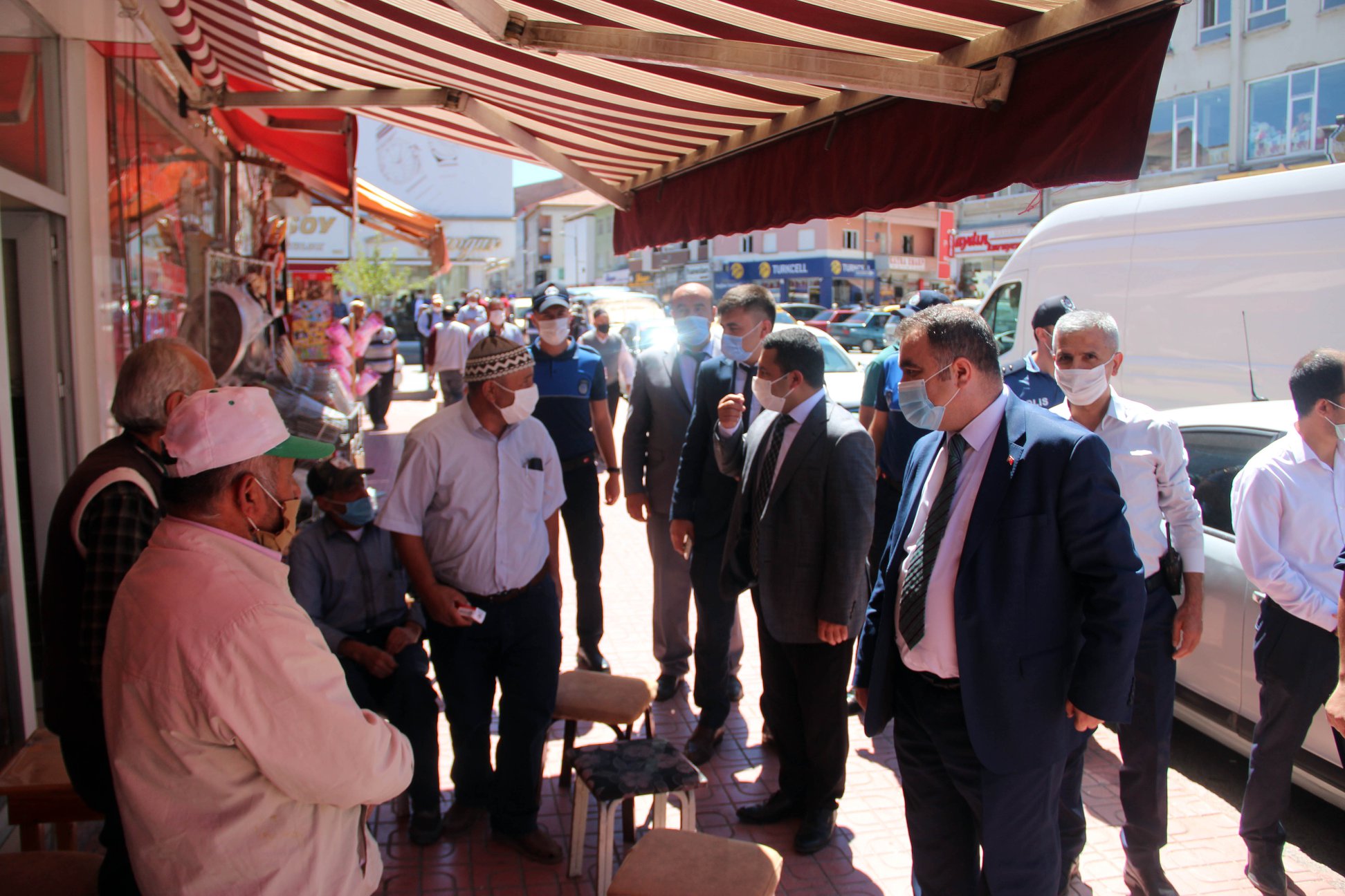 İçişleri Bakanlığı genelgesiyle birlikte tüm yurtta başlayan korona virüs salgını