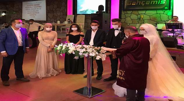 Başkentteki Yozgatlı Dernekler Federasyonu Genel Başkanı Mesut Kaya ve Zeynep