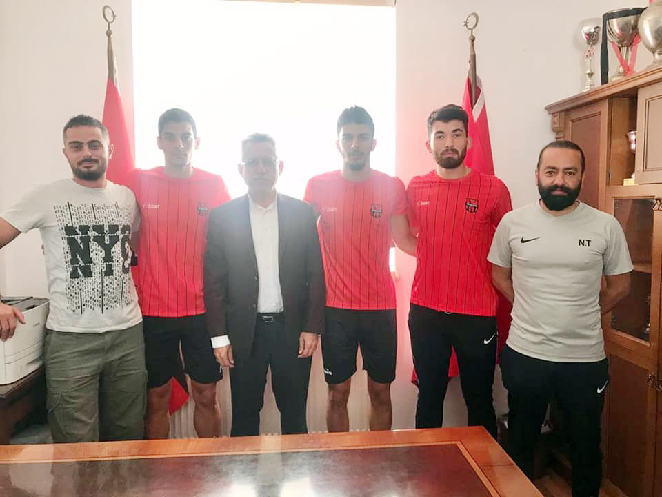 Yozgatspor Teknik Direktör'ü Nihat Tinel'e inandıkları ve teknik heyette güzel