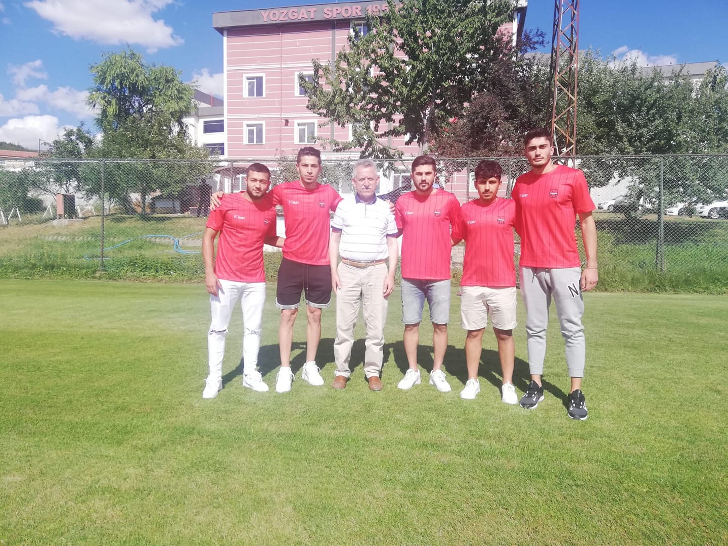 Yozgatspor 1959 FK yeni sezon hazırlıklarını önceki gün tesislerde yaptığı