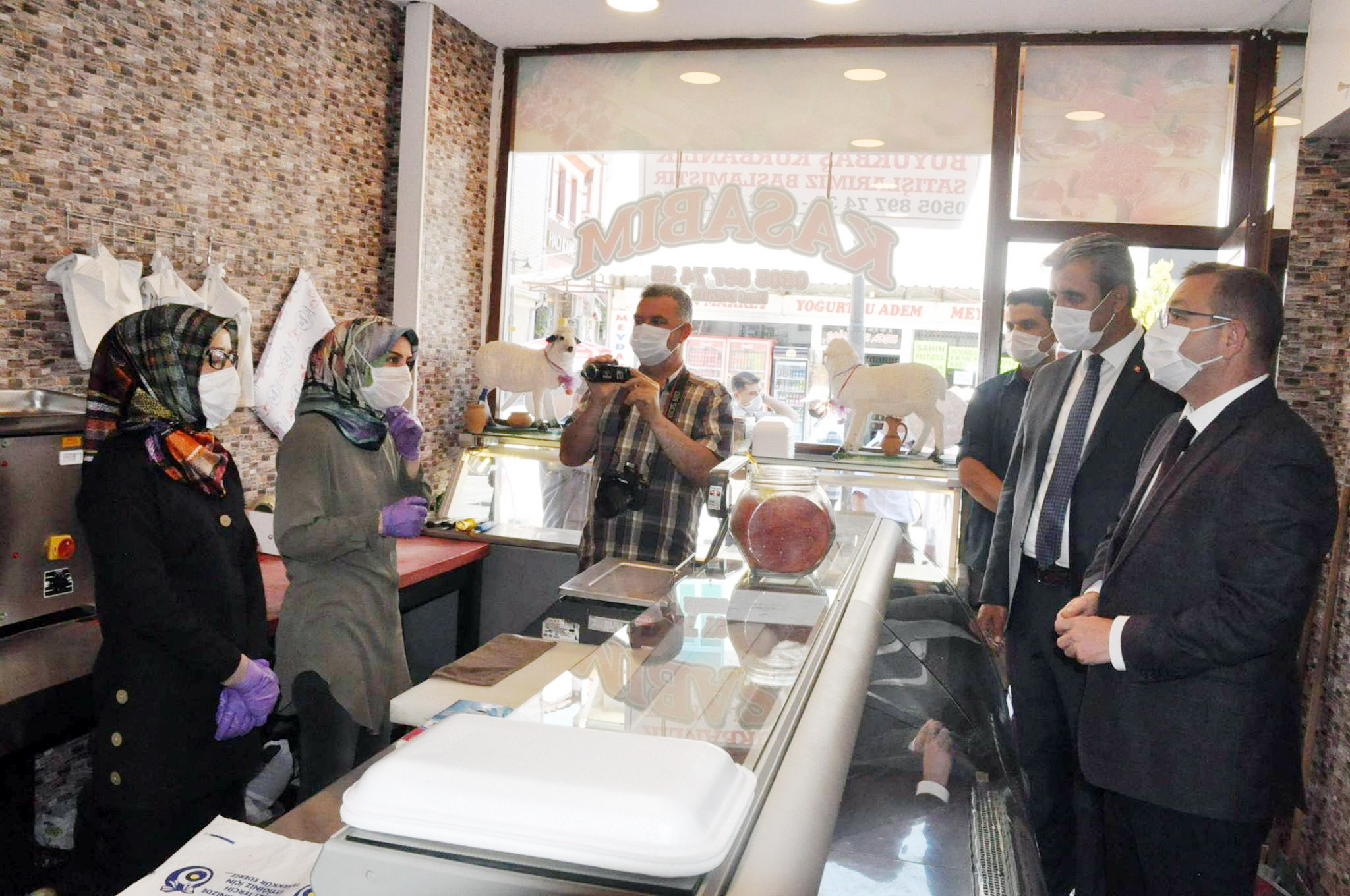 Yozgat’ta maske takmayan vatandaşlar, kent güvenliği sistemi üzerinden tespit edilerek