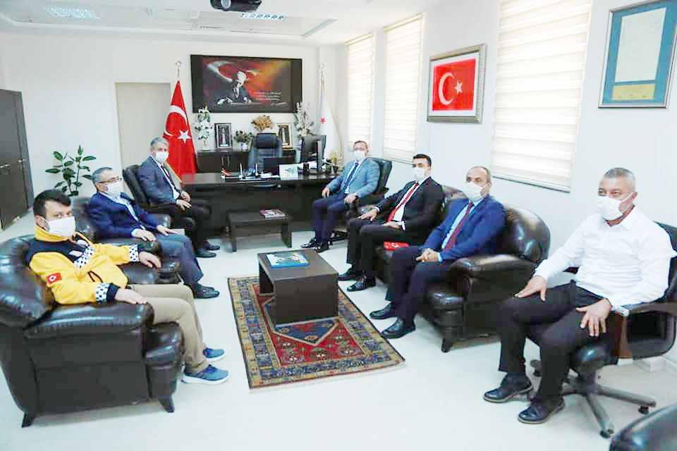 Yozgat Valisi Ziya Polat İl Sağlık Müdürlüğünü ziyaret etti.
