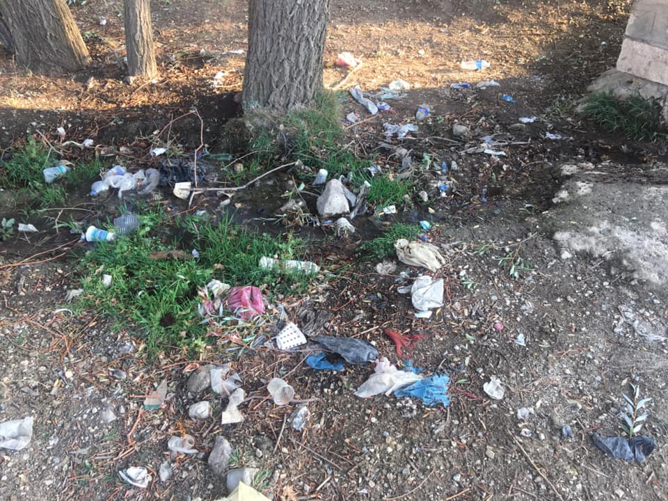 Yerköy ilçesinde piknik alanları duyarsız vatandaşlar sebebiyle adeta çöp alanına