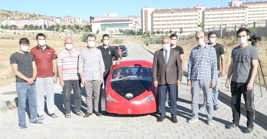 Yozgat Bozok Üniversitesi Mimarlık Mühendislik Fakültesi Elektrik Elektronik Mühendisliği öğrencileri