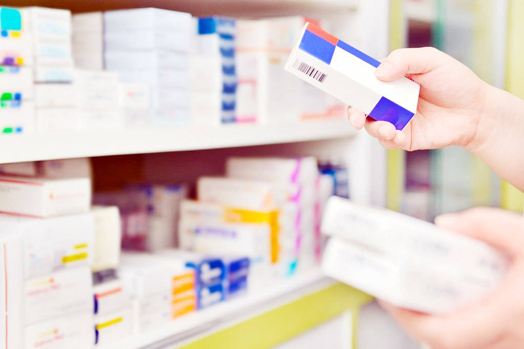 Aile, Çalışma ve Sosyal Hizmetler Bakanı Zehra Zümrüt Selçuk, 2’si