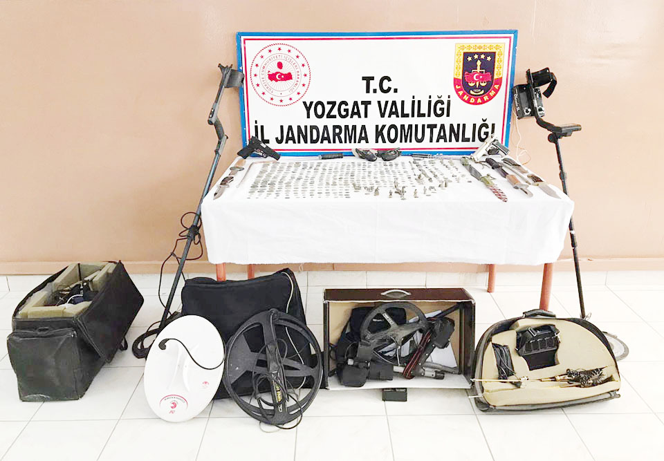 Yozgat’ta İl Jandarma Komutanlığınca düzenlenen operasyonda 545 parça tarihi eser