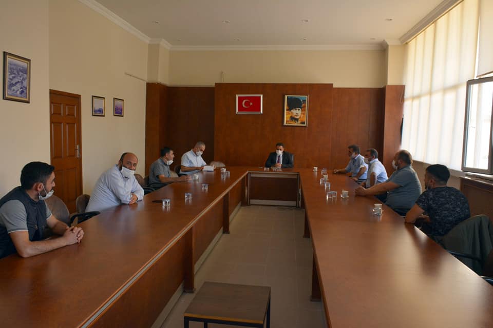 Sorgun Belediye Başkanı M. Erkut Ekinci, İlçede faaliyet gösteren manav