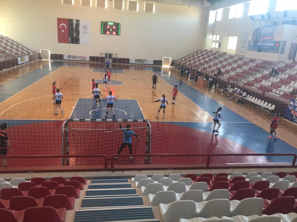 Yozgat Aile ve Sosyal Politikalar Gençlikspor takımı Şampiyonluk mücadelesi veren