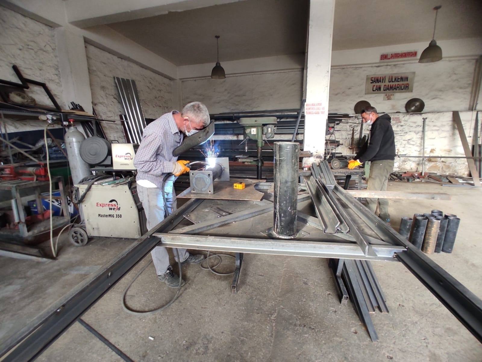 Sorgun Belediye Başkanı M Erkut Ekinci, belediye bünyesinde kurduğu atölye