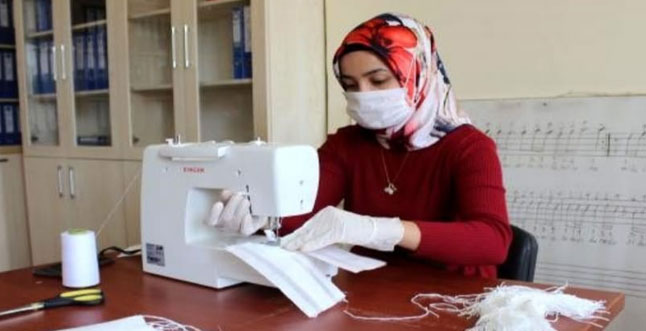 Boğazlıyan Halk Eğitim Merkezi Müdürlüğü, “Koruyucu Kıyafet Dikimi” kursu açıyor.