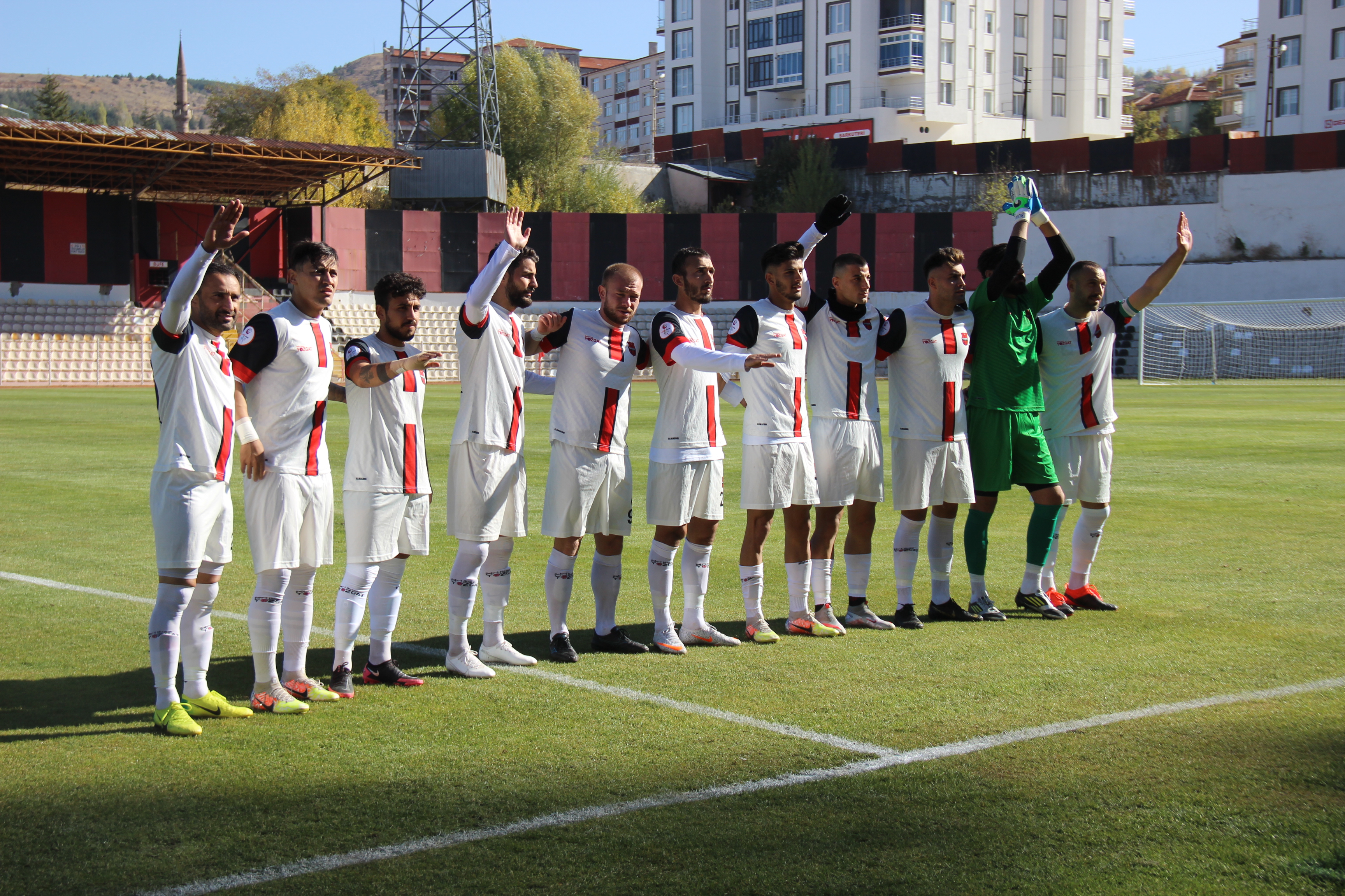 Ligde zor günler yaşayan ve topladığı 7 puanla son sırada