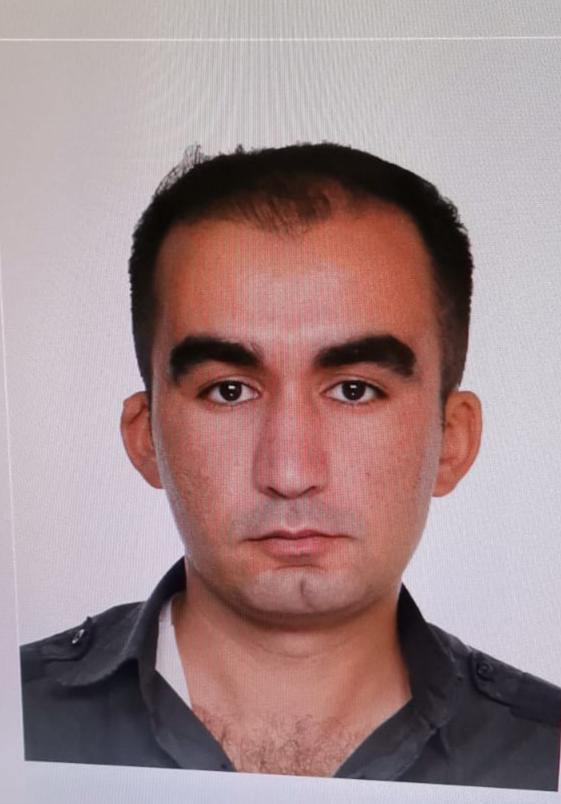 Yozgat'ın Boğazlıyan ilçesinde traktörle çarpışan tırda yüklü pancarlar yola saçıldı.