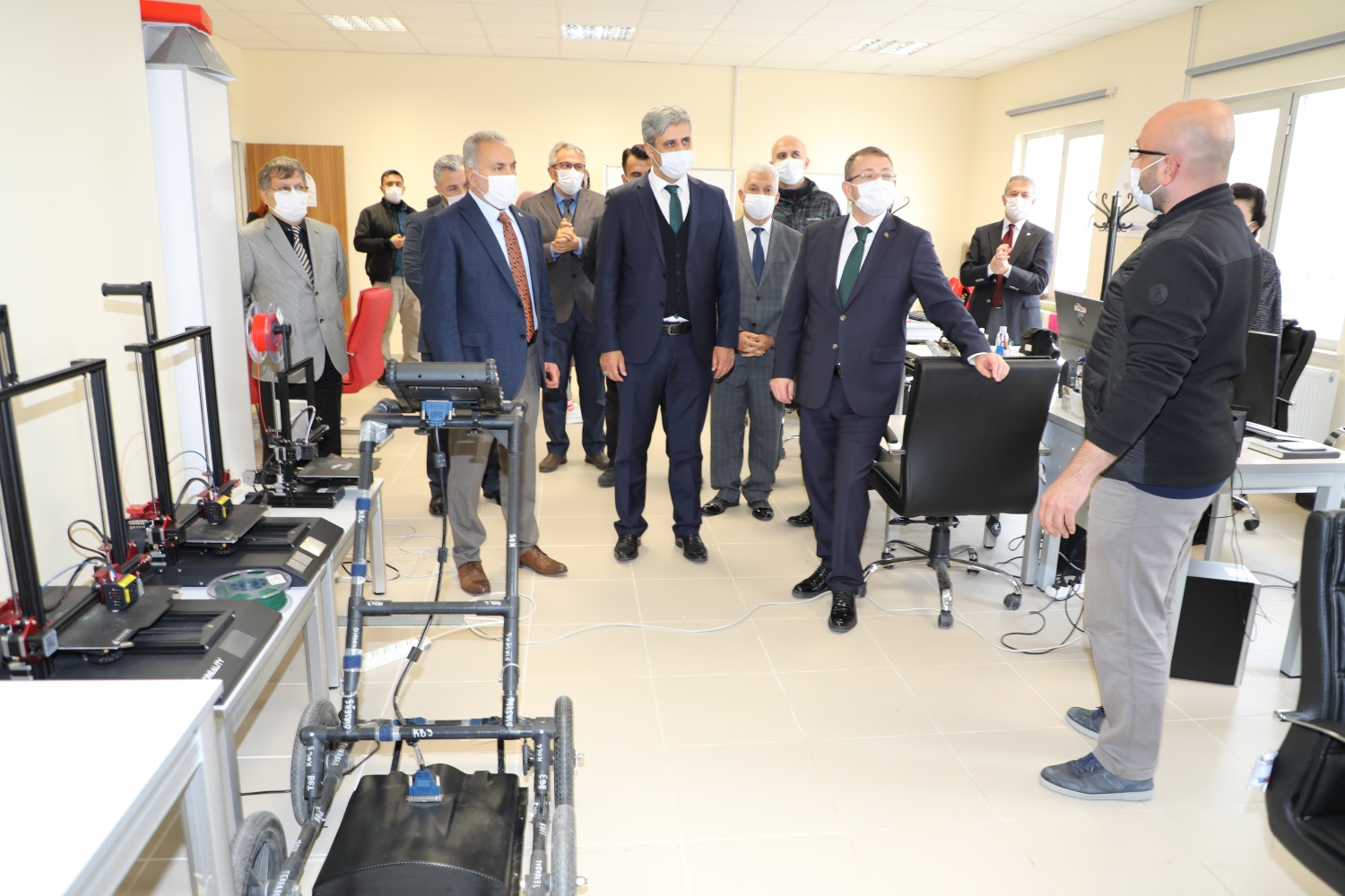 Yozgat Valisi Ziya Polat, Yozgat Bozok Üniversitesi kampüsünde 13 Ar-Ge,