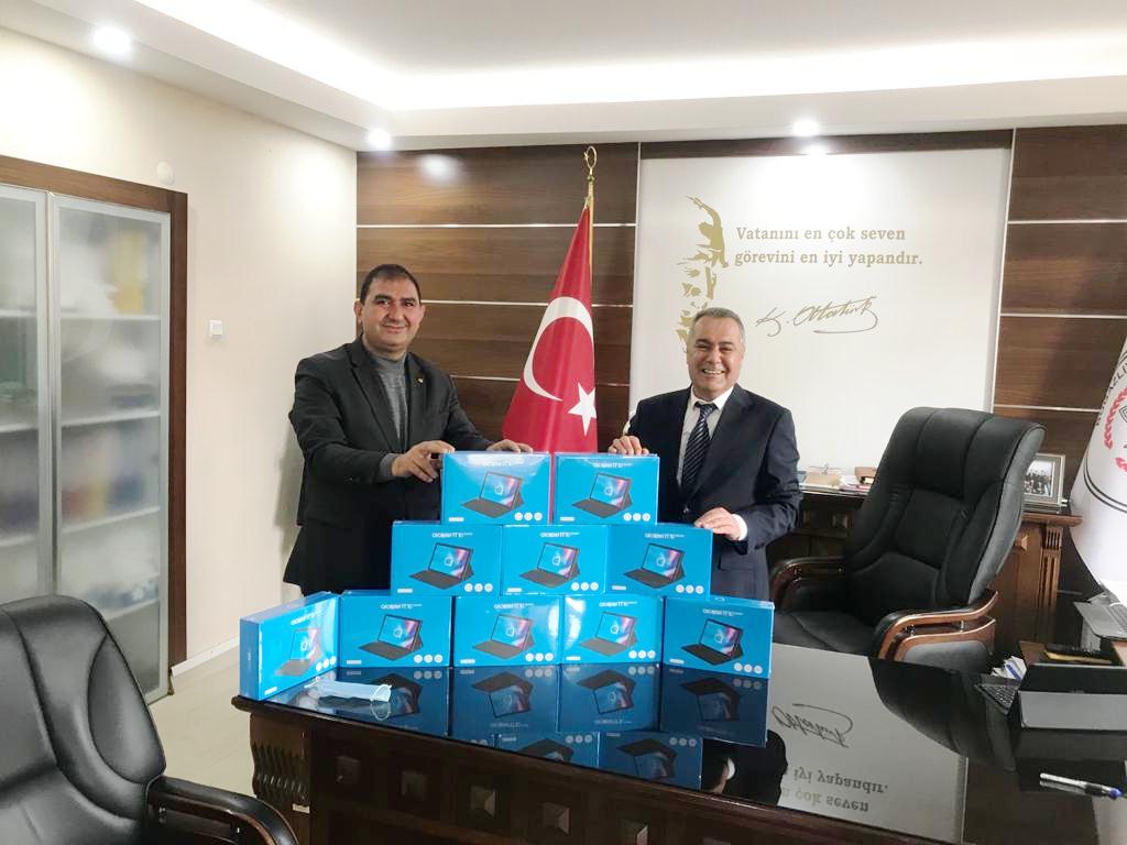 Boğazlıyan Ticaret Borsası tarafından ilçede eğitim gören öğrencilere İlçe Milli