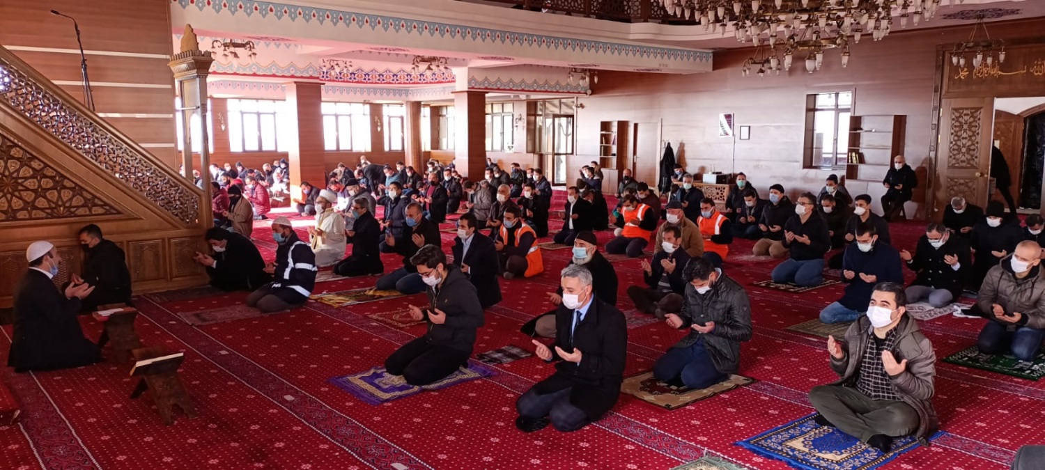 Türk milletinin bağımsızlık mücadelesinin simgesi İstiklal Marşı’nı yazıp bu millete