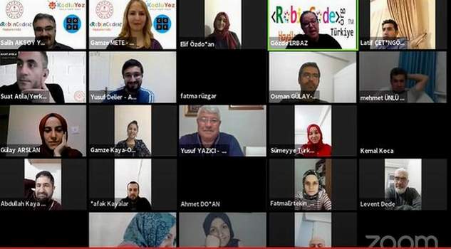 Dünya geneli kodlama alanında farkındalığı arttırmak amacıyla düzenlenen Hour Of