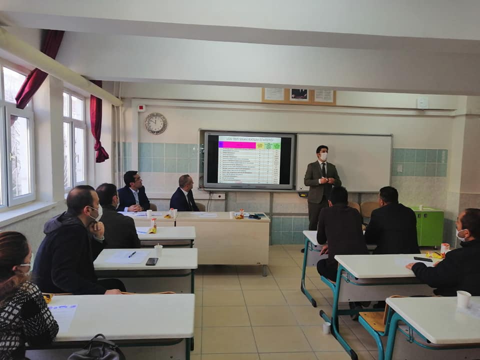 Sarıkaya İlçe Milli Eğitim Müdürü Cüneyt Yoldaş ve Şube Müdürleri