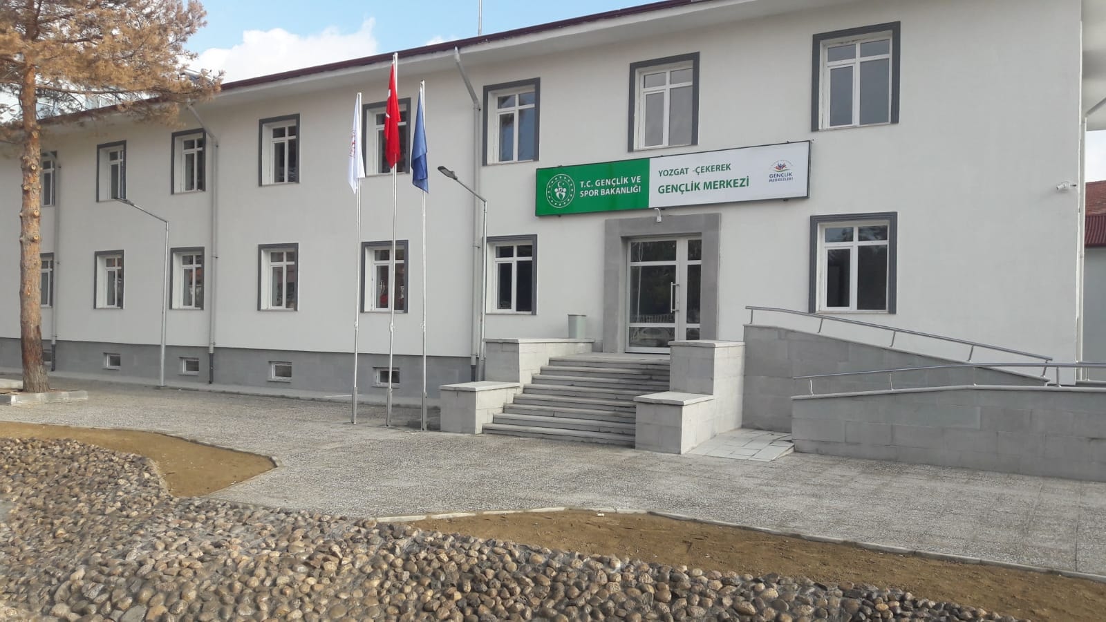 Çekerek Belediye Başkanı Eyyüp Çakır, Belediye olarak hemşehrilerimiz için dur,