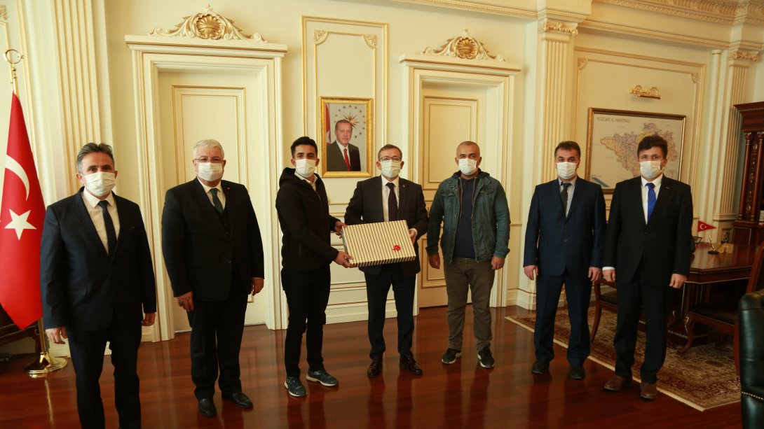 Millî Eğitim Bakanlığı Ortaöğretim Genel Müdürlüğü'nün koordinesinde, "Türkiye İnsan Hakları