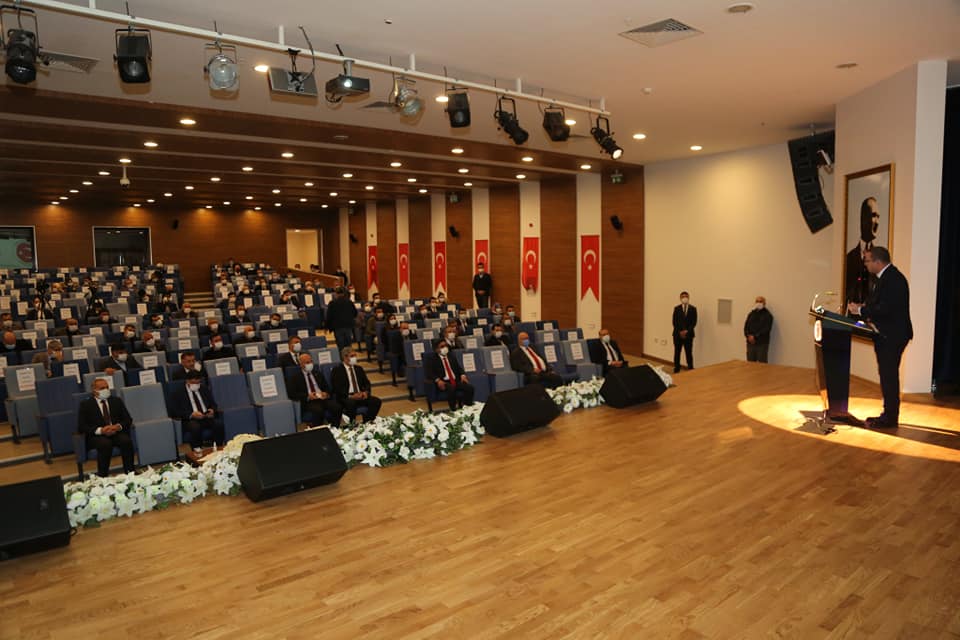 Yozgat Valiliği Konferans Salonunda düzenlenen toplantıda, kentin tarım ve hayvancılık