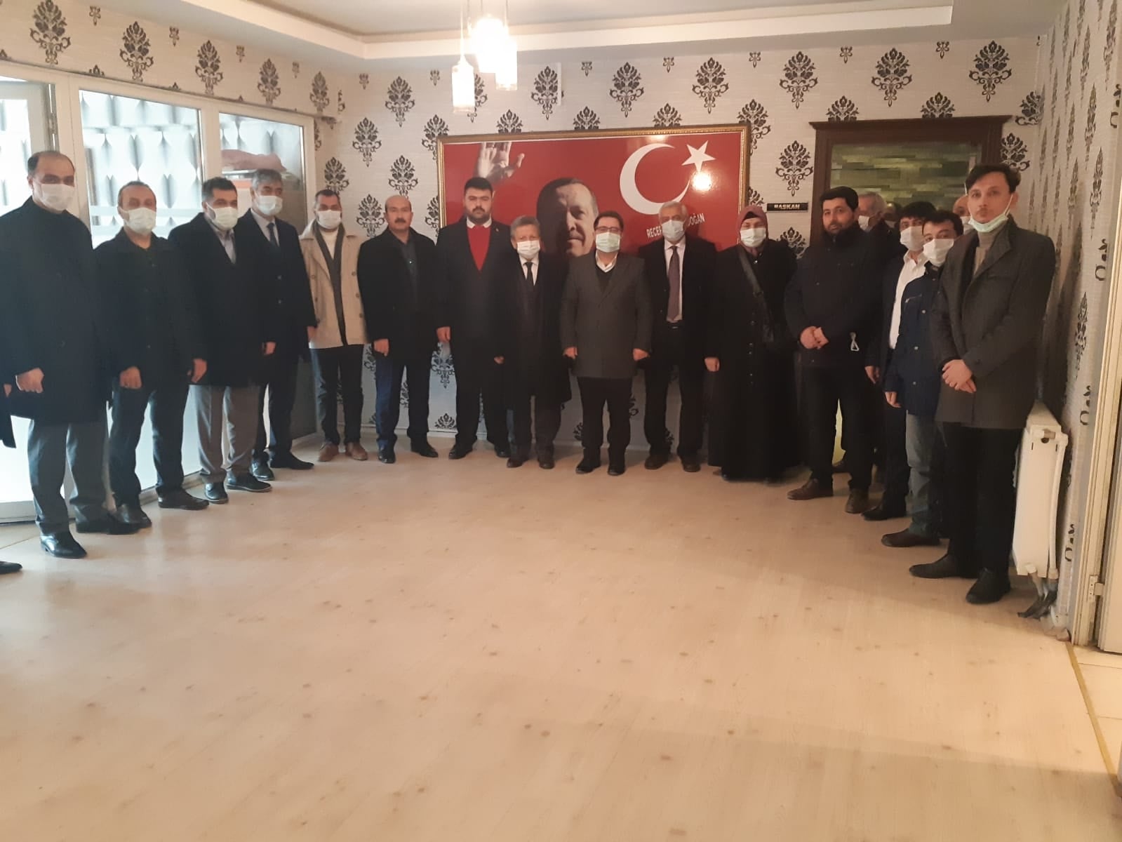 AK Parti Yozgat İl Başkanı Yusuf Başer, beraberinde Merkez İlçe