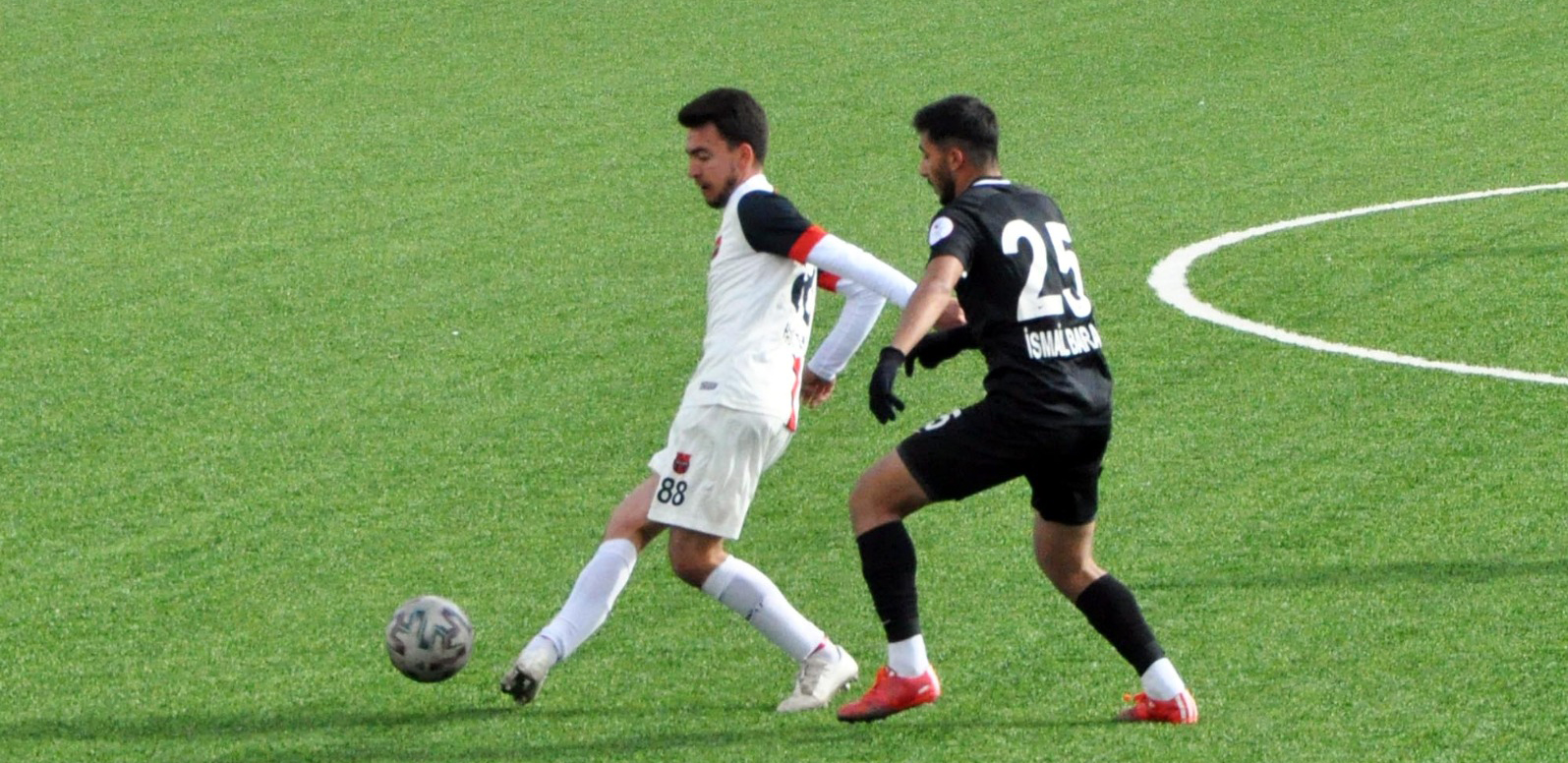 Misli.com 3’üncü Lig 2.Grupta mücadele eden temsilcimiz Yozgatspor, ligin ikinci