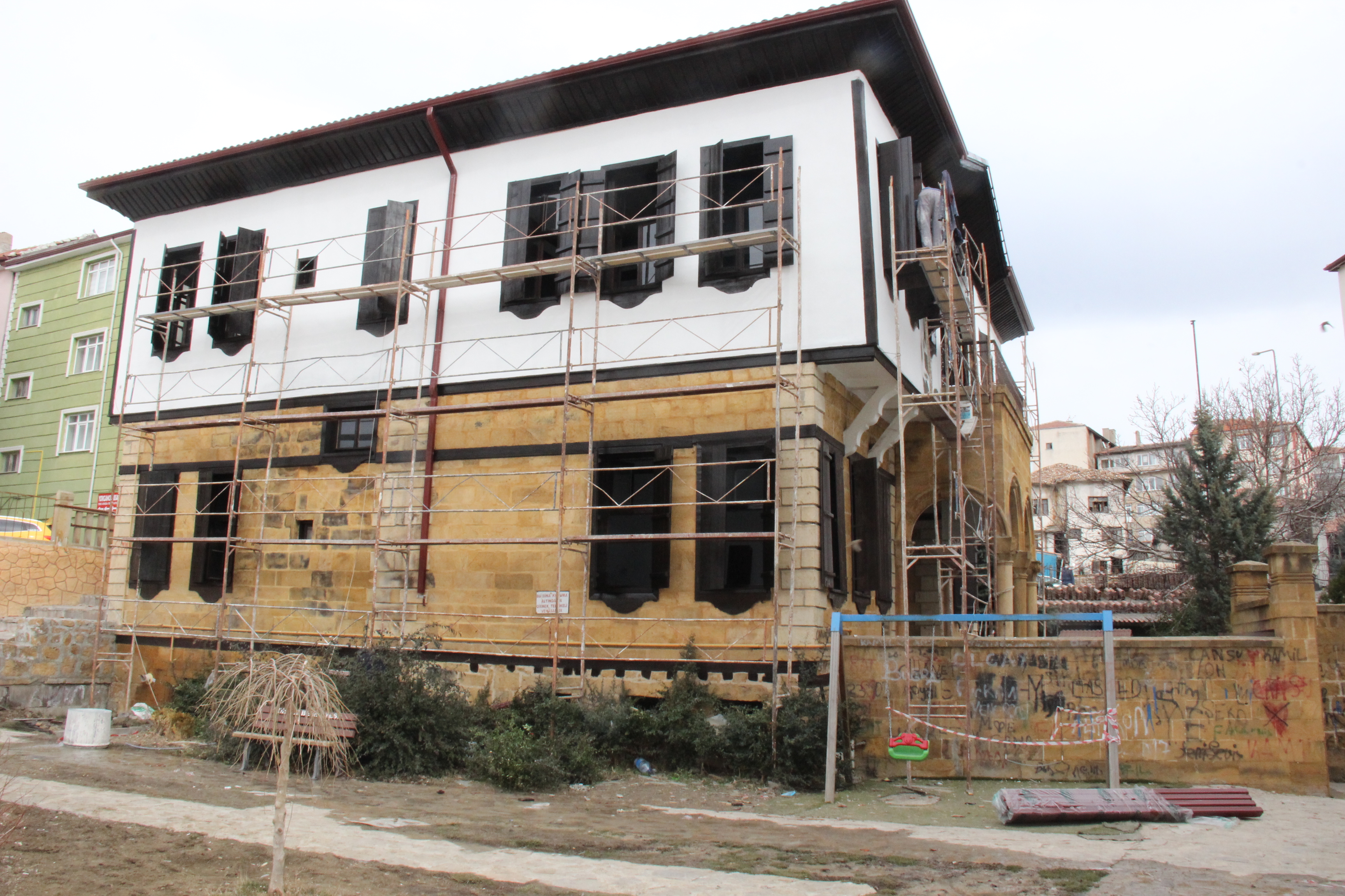 Yozgat’ ta YEDAM (Yeşilay Danışmanlık Merkezi) açılması için Karslıoğlu Konağında
