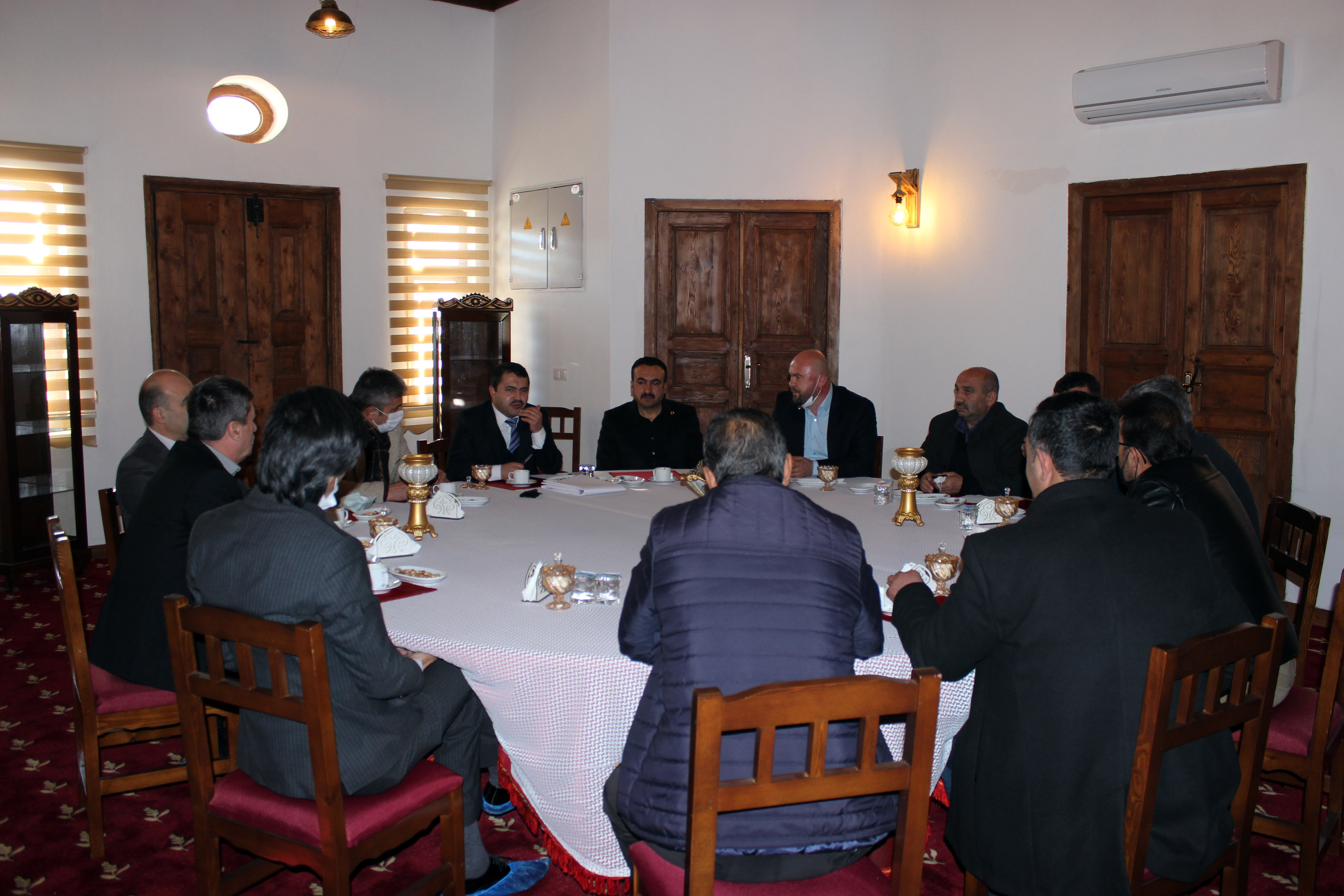 Akdağmadeni Belediye Başkanı Uzm. Dr. Nezih Yalçın Ak Konakta düzenlenen