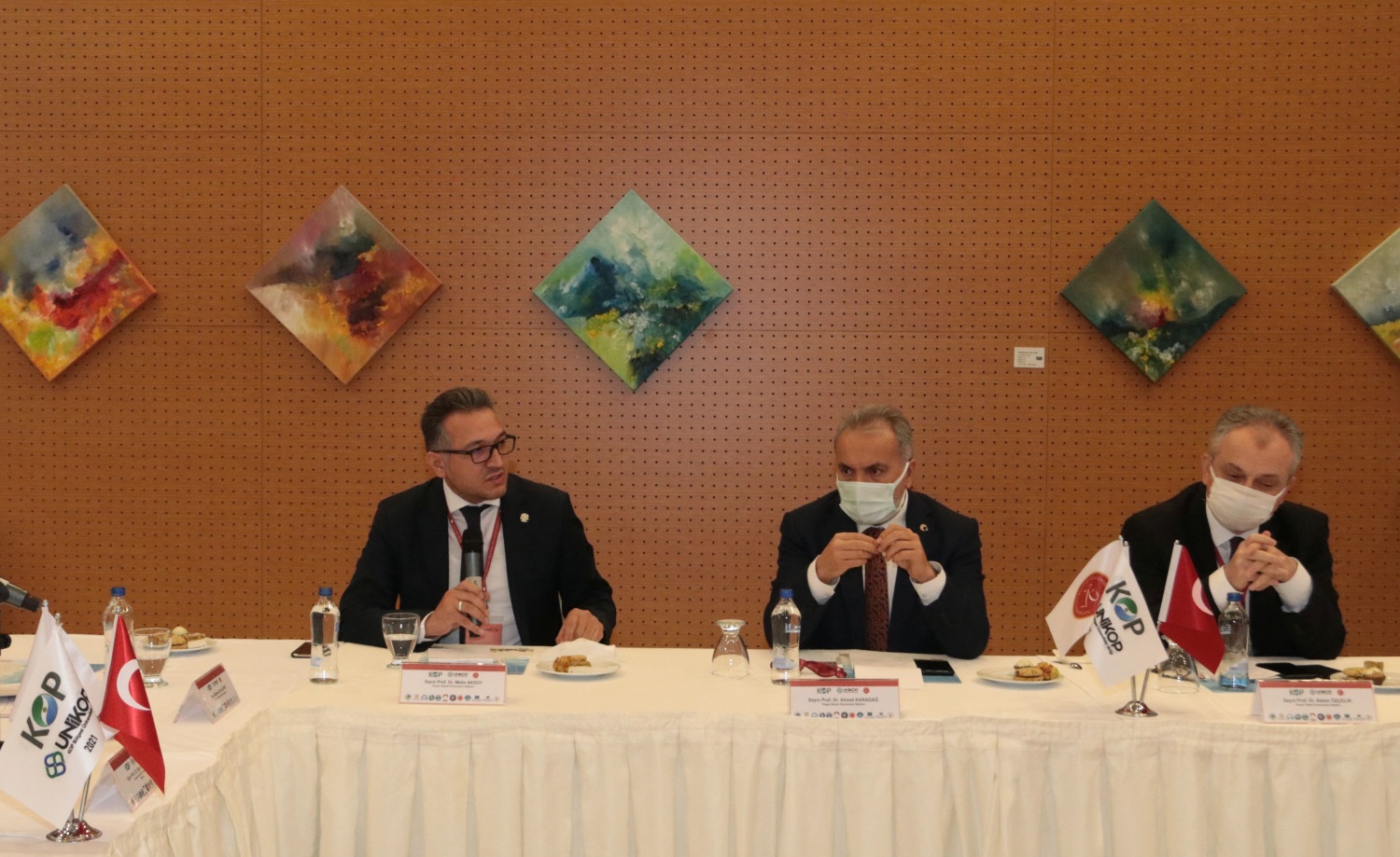 Yozgat Bozok Üniversitesi 2021-2022 Yılı Eğitim-Öğretim döneminde uygulanacak olan önlisans,