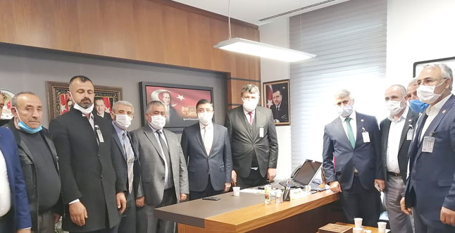 Ak Parti Boğazlıyan İlçe Başkanı Osman Düğenci ve beraberinde İl