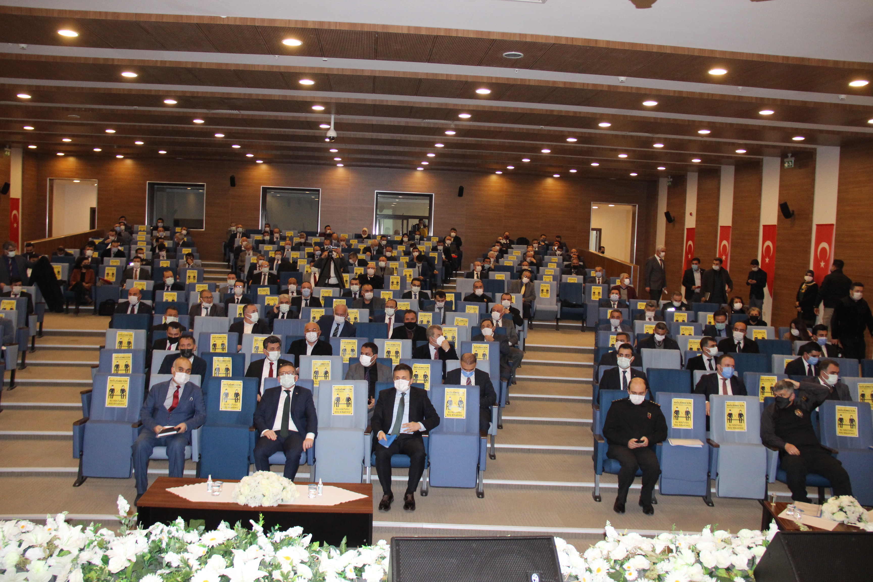 Yozgat Valisi Ziya Polat, vatandaşların yanı sıra; Yozgat’ın gelişmesi, kalkınması