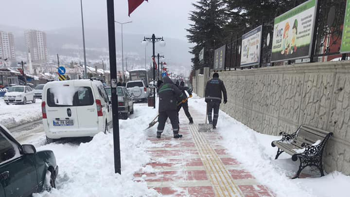 Ülke genelinde etkili olan kar yağışı Yozgat’ta da etkisini sürdürüyor.